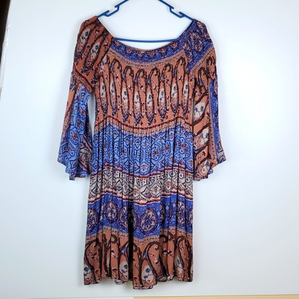 Women dress